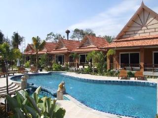 General view thumbnail 1