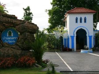 General view thumbnail 1