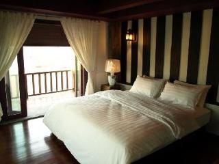 General view thumbnail 2