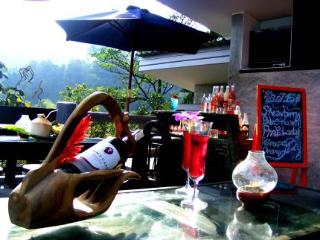 General view thumbnail 6