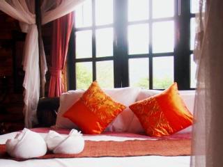 General view thumbnail 8