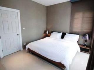 General view thumbnail 9