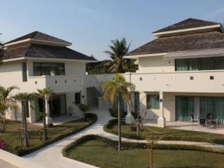 General view thumbnail 4