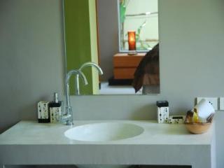 General view thumbnail 18