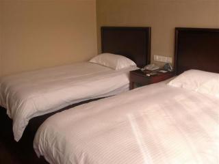 General view thumbnail 3