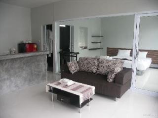 General view thumbnail 6