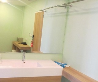 Room thumbnail 8