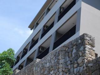 General view thumbnail 2