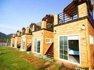 General view thumbnail 1