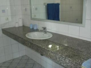 General view thumbnail 3