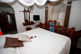 Room thumbnail 5