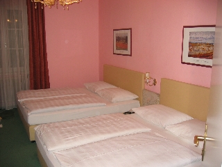 Room
 di Scherer Salzburg