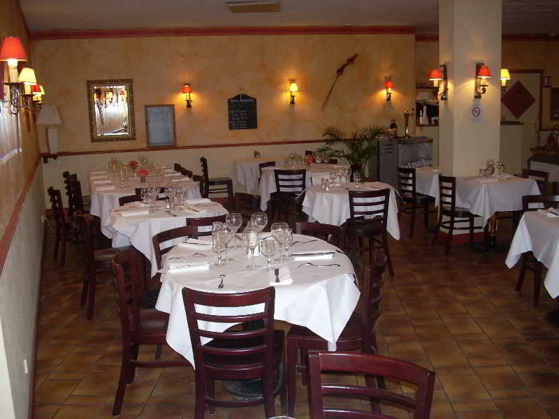 P'Tit Dej-Hotel Tours Sud-Ouest Les Trois Lys, Tours
