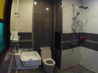 General view thumbnail 9