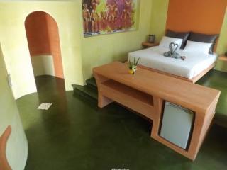 General view thumbnail 16