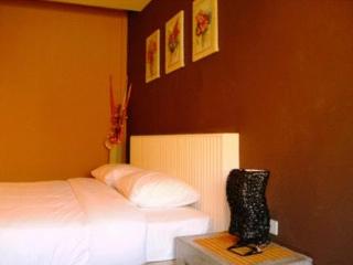 General view thumbnail 2