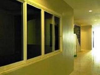 General view thumbnail 2