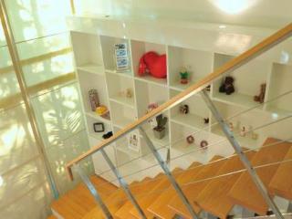 General view thumbnail 8