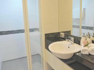 General view thumbnail 12
