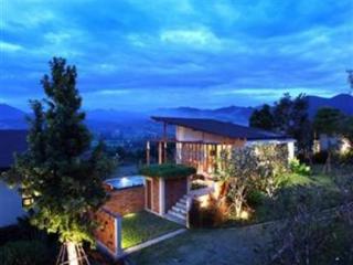 General view thumbnail 1
