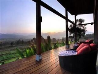 General view thumbnail 3