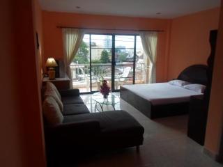 General view thumbnail 3