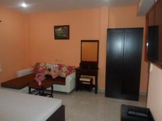 General view thumbnail 9