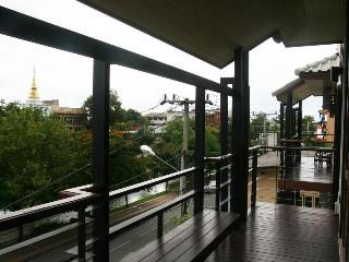General view thumbnail 36