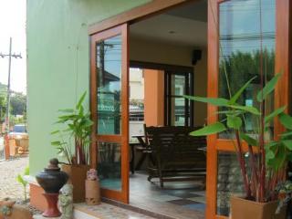 General view thumbnail 3