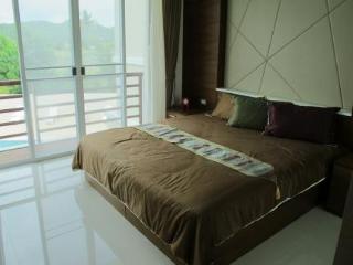General view thumbnail 8