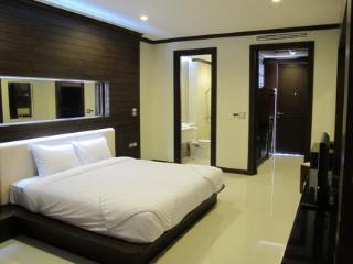 General view thumbnail 9