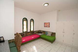 Aquarius Apartments by Checkin
