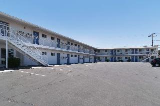 Motel 6 Barstow Ca Route 66