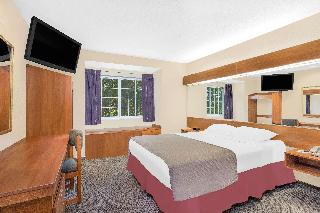 1 Queen Bed Non-Smoking