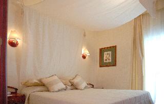 Hotel Baia dei Faraglioni, Puglia