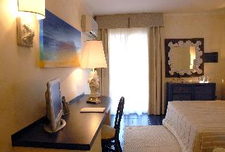 Hotel Baia dei Faraglioni, Puglia
