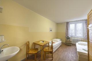 Pension Schwalbenweg, Berlin