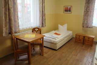 Pension Schwalbenweg, Berlin