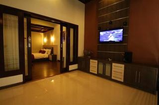 General view thumbnail 13