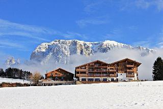 Emmy - Dolomites Family Resort
