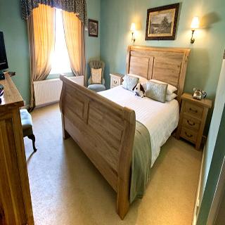 Stanwell House Hotel