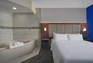 1 King Bed Standard Jetted Tub