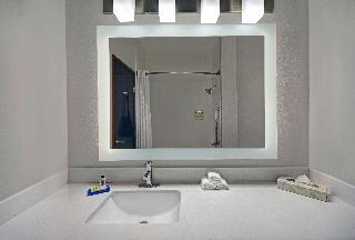 1 King Bed Standard Jetted Tub
