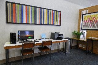 Holiday Inn Express & Suites Burlington By IHG