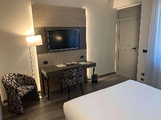 Room Room