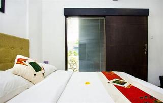 General view thumbnail 2