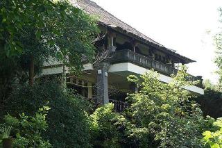 Villa Awang Awang