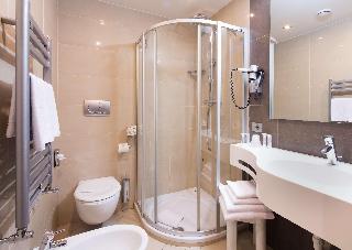 1 King Bed  Classic Room