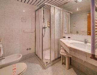 1 King Bed  Classic Room