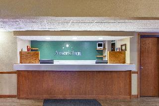 AmericInn by Wyndham Hutchinson